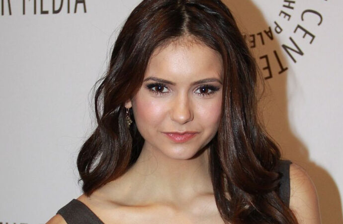 Nina Dobrev